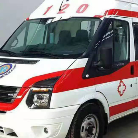 通海非急救护送病人转院租赁救护车的优缺点对比